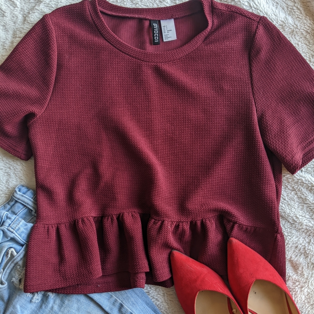 H&M Cropped Ruffle Too